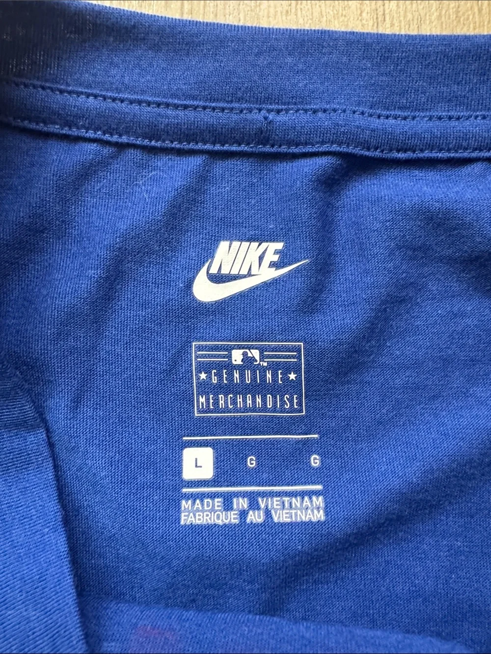 NWT Nike Chicago Cubs MLB Baseball T-Shirt Women’s L Blue Genuine Merchandise